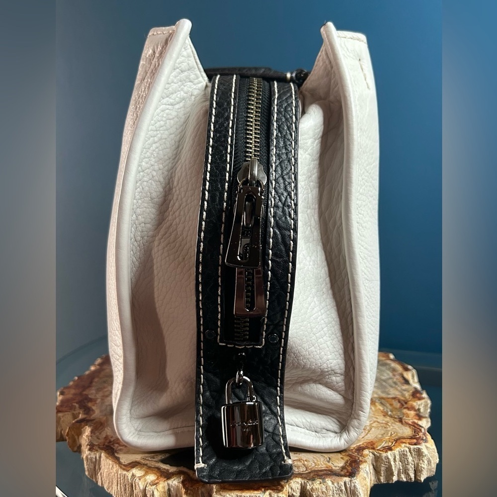 Coach 1941 Rogue 1st Generation Chalk White RARE RG 20315 EUC - Picture 13 of 17